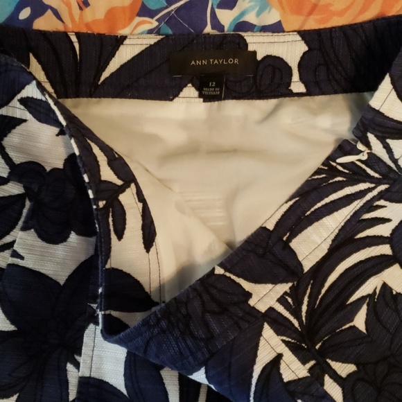 Ann taylor skirt - Picture 2 of 3